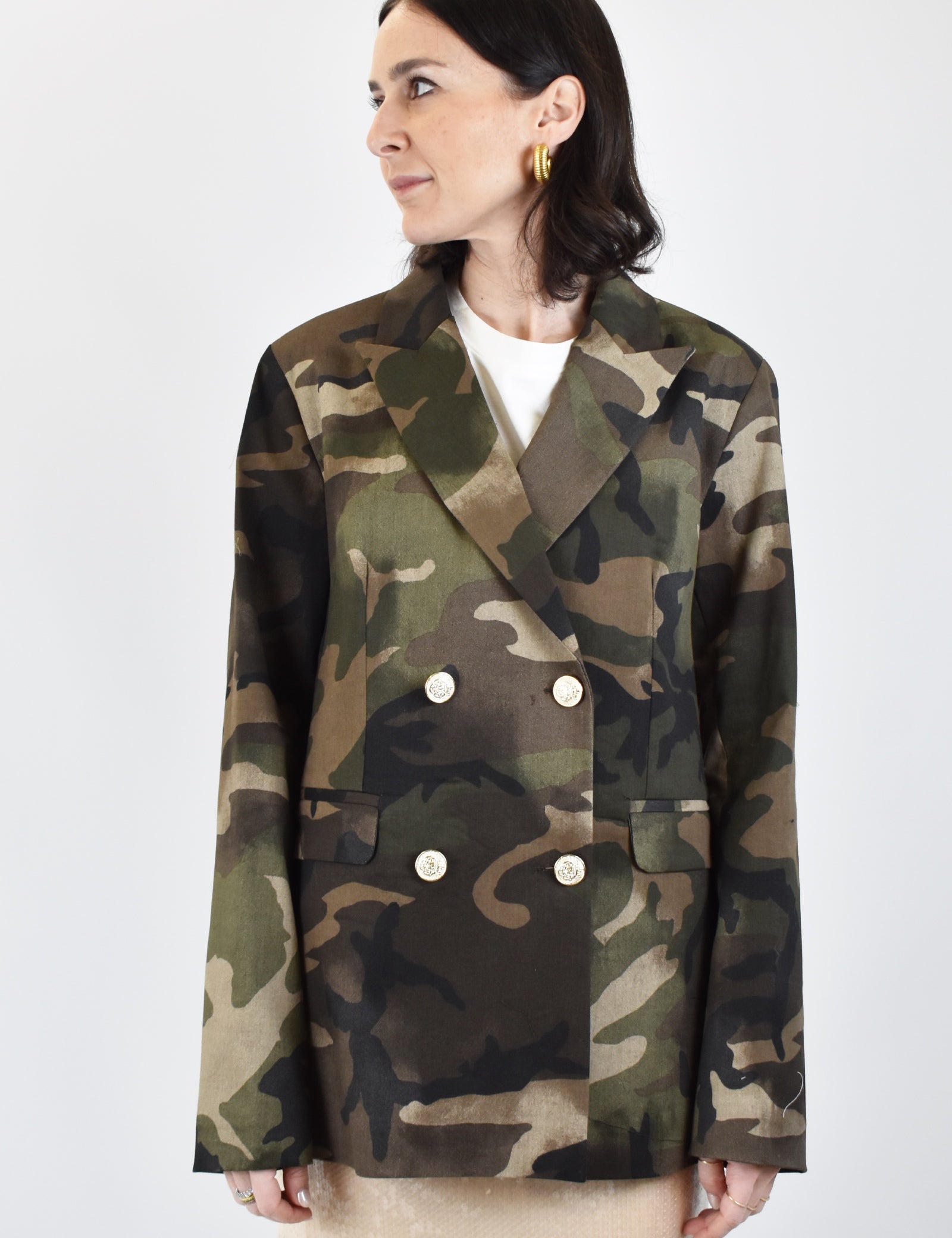 Giacca donna di Susy Mix camouflage con bottoni dorati, modello pp373t11f26