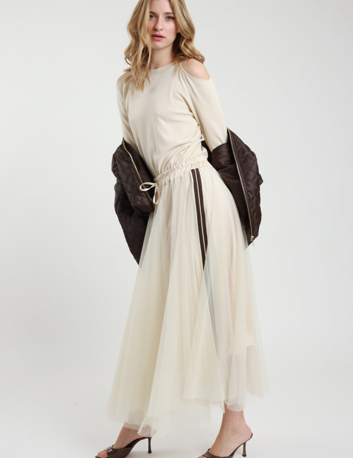 susy-mix-gonna-tulle-c-banda-100-pl.jpg