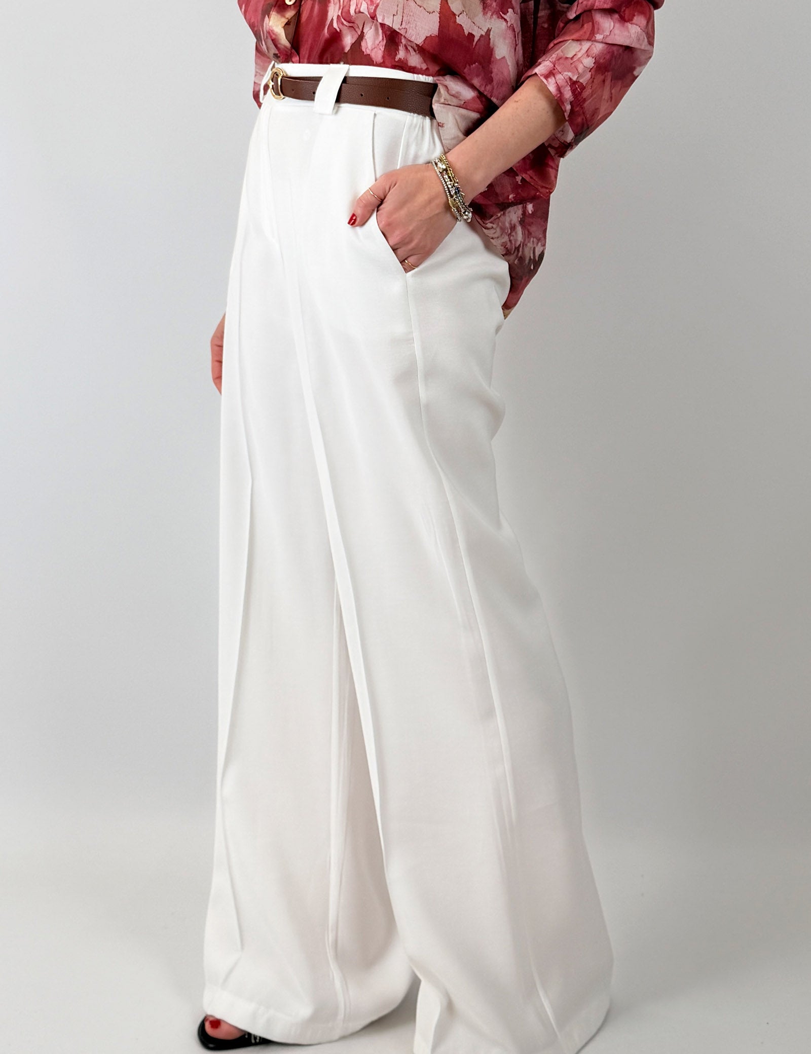 Pantalone palazzo con cintura
