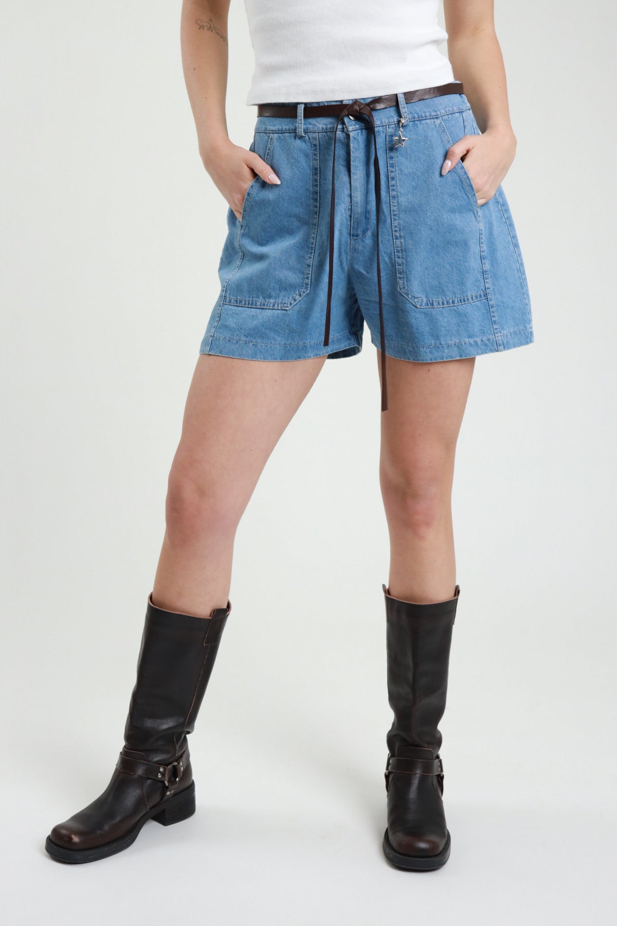 Short stellina