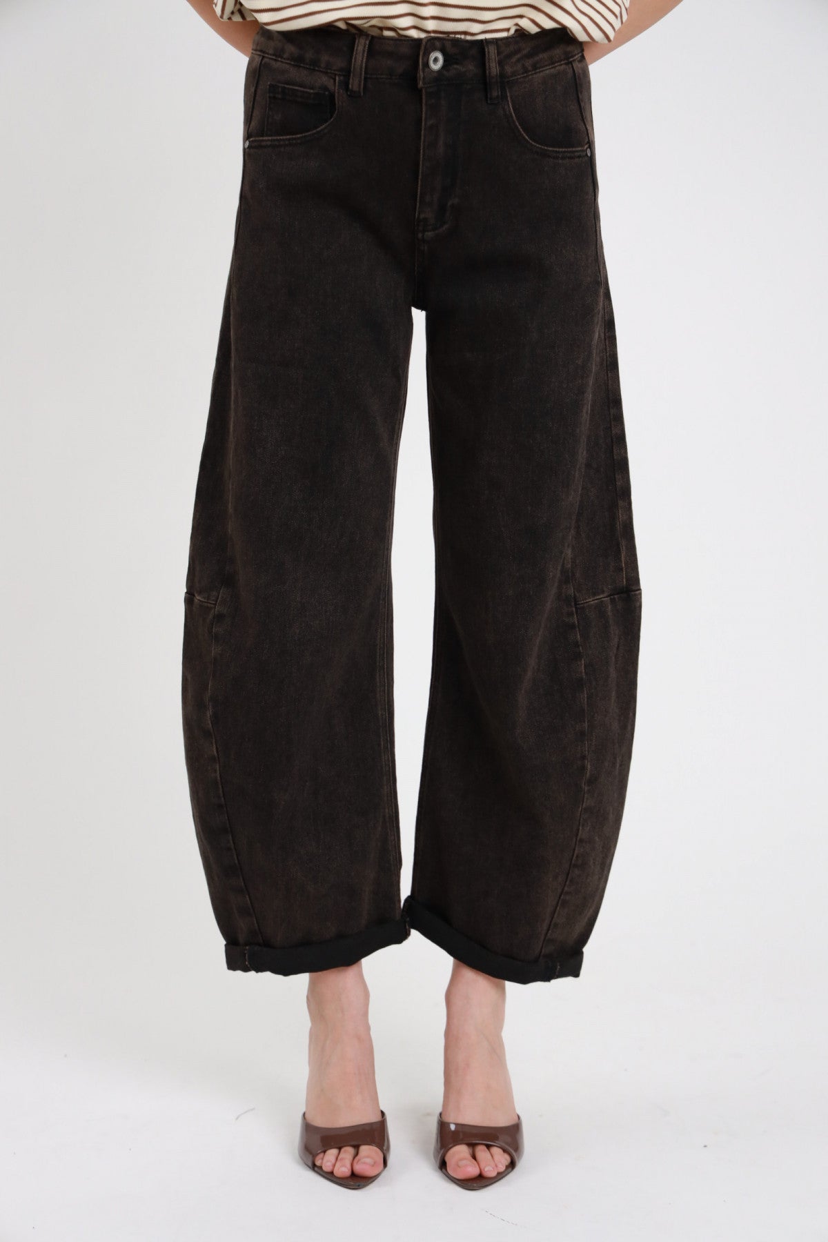 Jeans barrel sabbiato