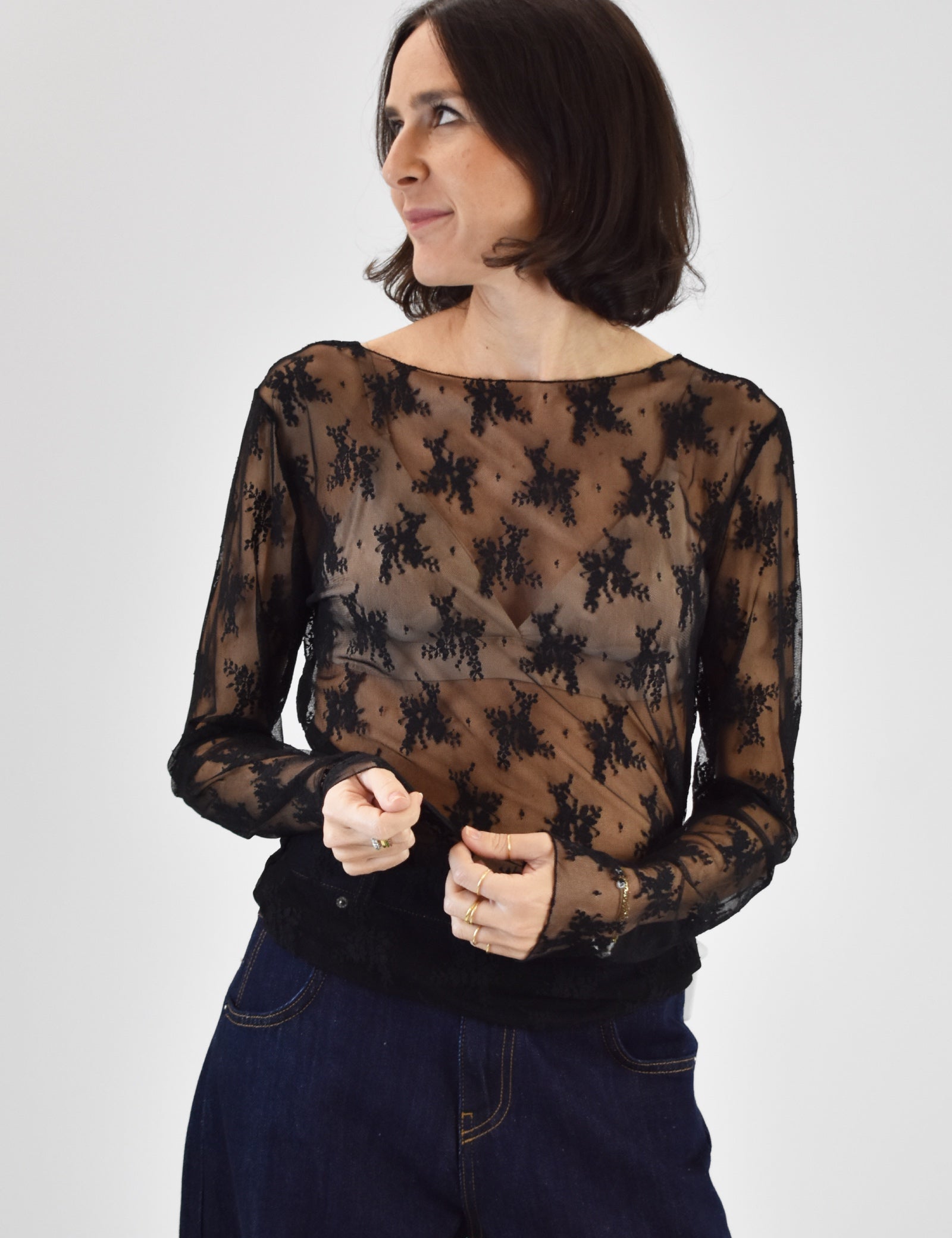 maglia di pizzo nero Susy Mix, modello 10997