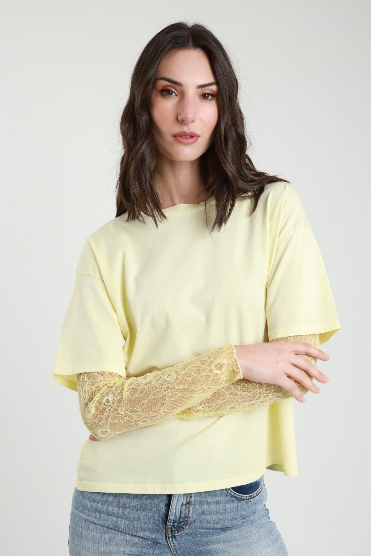 t-shirt susymix con manica in pizzo, vestiblità morbida, taglia unica, casual chic