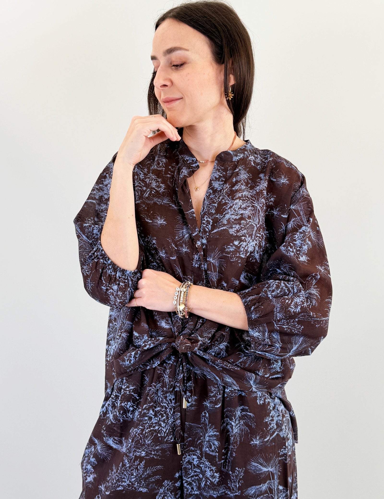 tensione-in-camicia-moro-celeste_17d0de69-49cd-457e-b7cf-b61da29b148a.jpg
