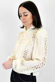 Camicia donna di Tensione In con pizzo su tutta la manica e passamaneria, chiusura con alamari