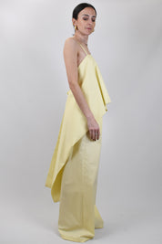 Pantalone ampio con pinces
