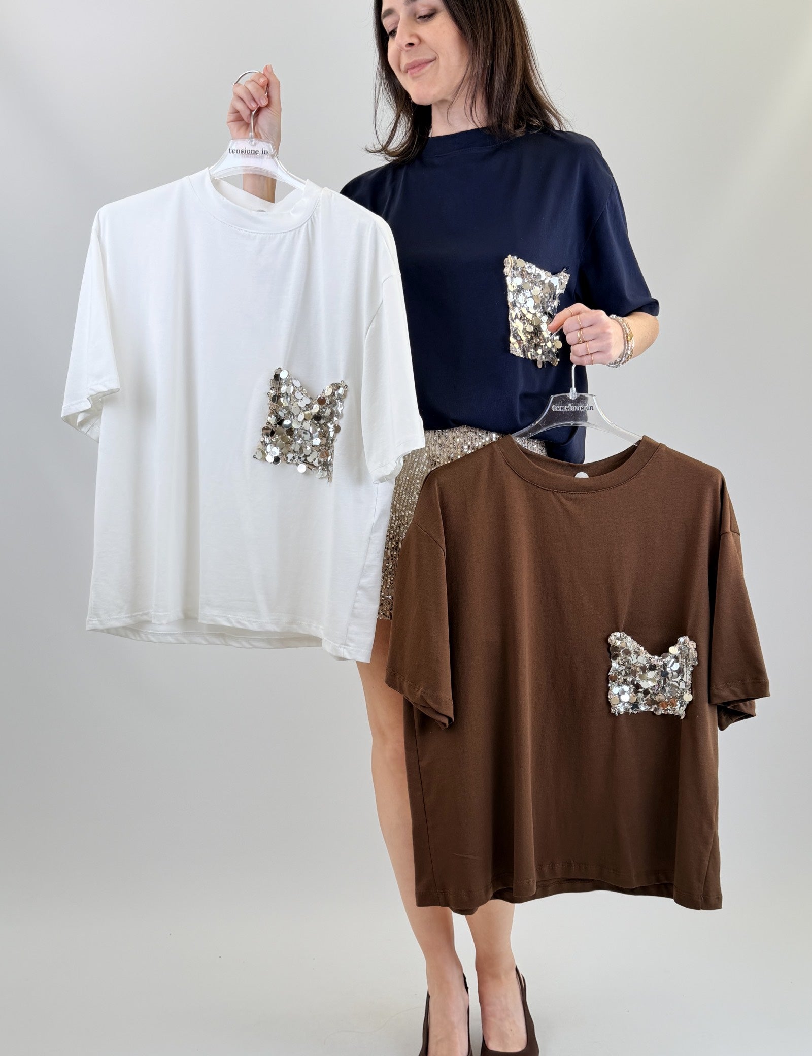 tensione-in-t-shirt-paillettes-bianca-moro.jpg
