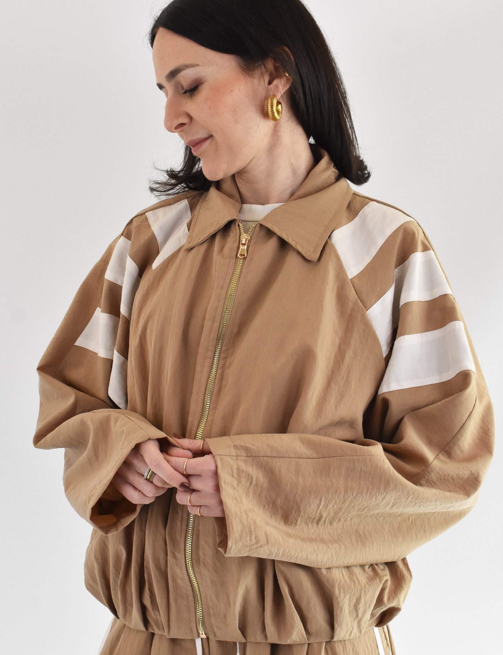 vicolo-bomber-bande-spalline-cammello-1.jpg