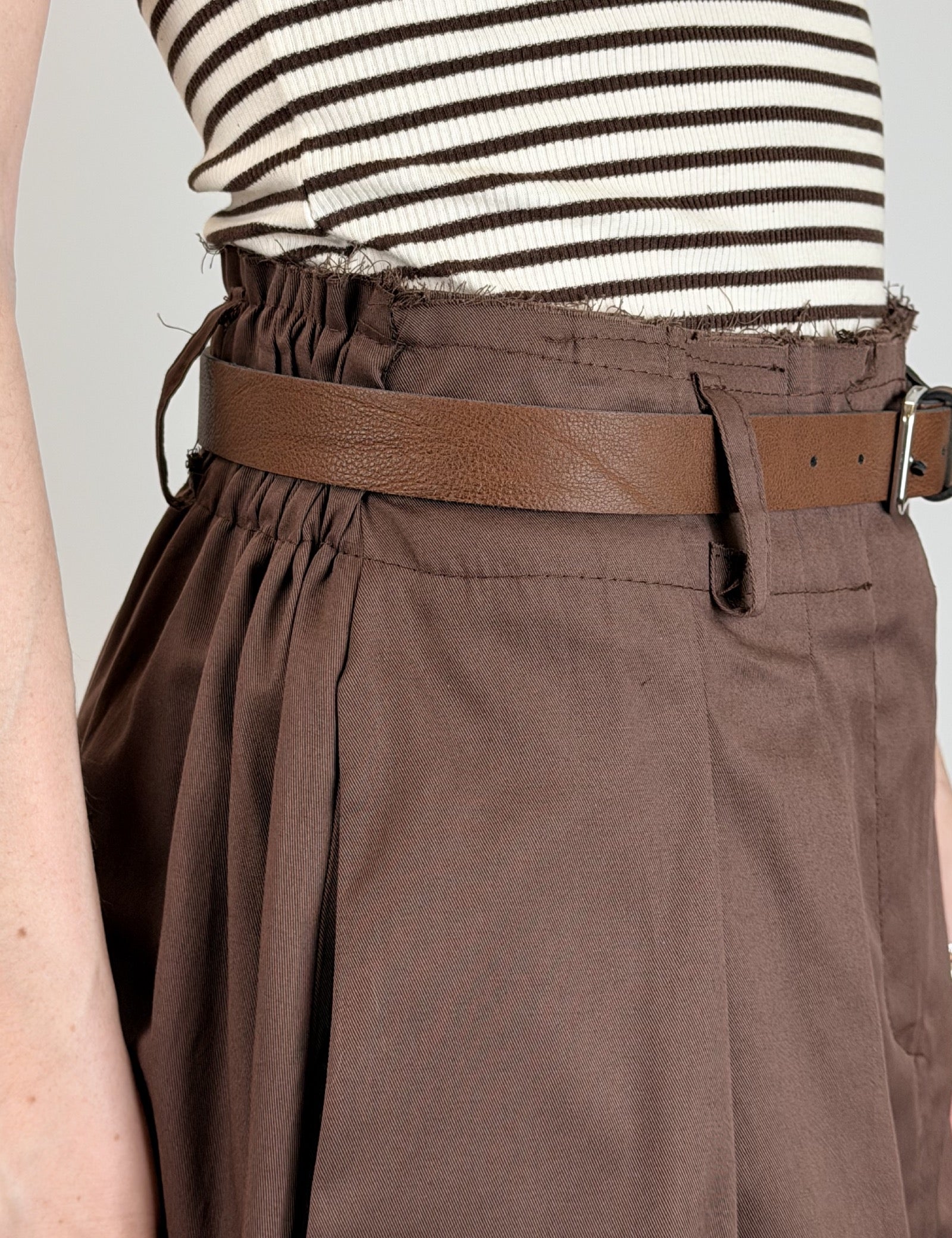 vicolo-gonna-cotone-arricciata.taglio-vivo-dettaglio.jpg