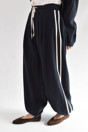 Pantalone jogger con bande