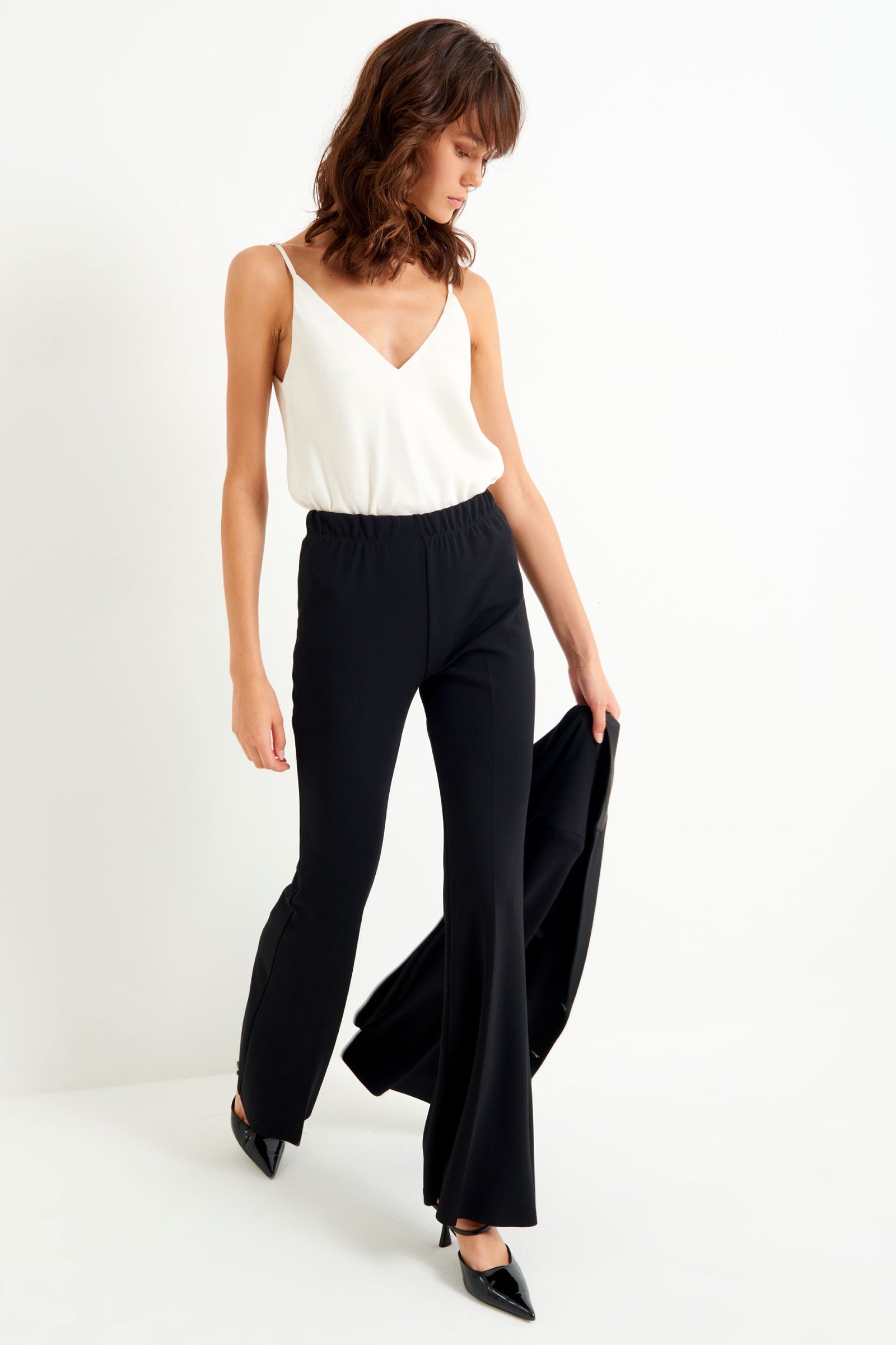 Pantalone flare